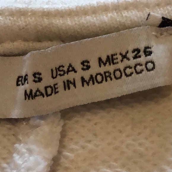 Beautiful floral embroidered white sweatshirt top from Zara - Picture 10 of 10